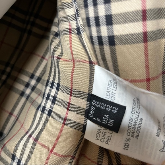 BURBERRY $2,995 men’s vintage black leather motorcycle jacket - Picture 7 of 12